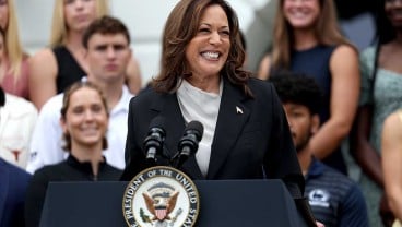 Survei Pilpres AS: Kamala Harris Unggul Tipis dari Donald Trump