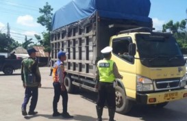 Ratusan Truk Logistik Melebihi Beban Tonase Ditilang