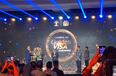 Shin Tae-yong Terima Golden Visa dari Jokowi, Janji Bawa Indonesia ke Piala Dunia