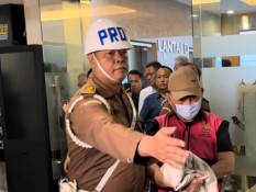 Kasus Dugaan Korupsi BUMD, Mantan Bupati Kotawaringin Barat Ujang Iskandar Resmi Ditahan