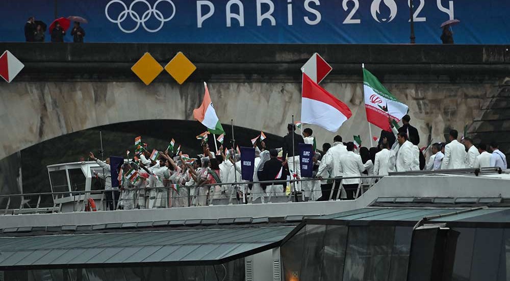 Sebanyak 205 Kontingen Dari Negara Peserta Mengikuti Defile Pembukaan Olimpiade Paris 2024
