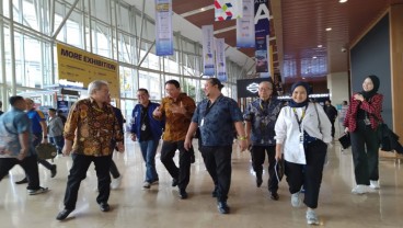 Ahok Sambangi GIIAS 2024, Wanti-wanti Agar Otomotif Tak Rontok Seperti Tekstil