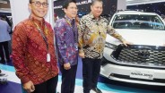 Toyota Kantongi 4.245 SPK di GIIAS 2024, Alphard Hybrid dan Innova Zenix Hybrid Jadi Idola