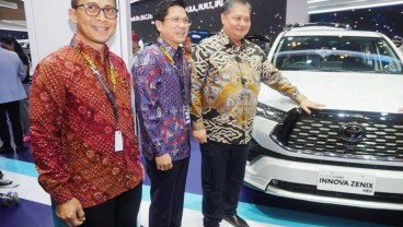 Toyota Kantongi 4.245 SPK di GIIAS 2024, Alphard Hybrid dan Innova Zenix Hybrid Jadi Idola