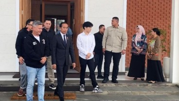 Tinjau Pembangunan IKN, Jokowi Boyong Influencer dan Pegiat Seni