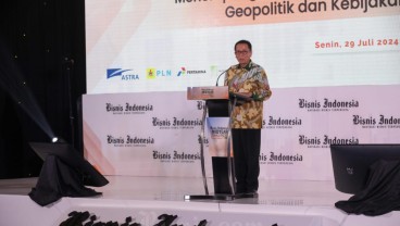 Bisnis Indonesia Midyear Challenges 2024: OJK Ungkap Kondisi Bank Terkini, Kredit hingga NPL