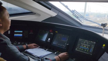 China Ajari Masinis RI Setir Kereta Cepat WHOOSH, KCIC: Rampung 2026