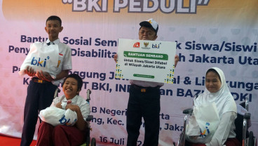 BKI Salurkan Bantuan Sembako untuk Penyandang Disabilitas