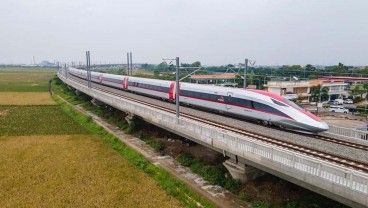 Stasiun Kereta Cepat Karawang Dibuka, KCIC Kejar Setoran Cicilan Utang ke China?