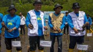 World Mangrove Day, Pertamina Tanam 1.000 Bibit Mangrove di Kawasan Desa Wisata Taluak Buo