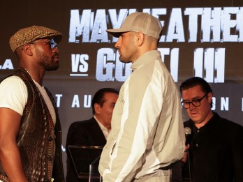 Floyd Mayweather vs John Gotti, Pertarungan Mempertahankan Harga Diri