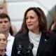 Siapa Calon Wakil Presiden AS Pilihan Kamala Harris?