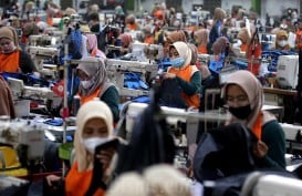 Badai PHK Belum Berlalu, Kinerja Industri Tekstil Makin Ciut Kuartal II/2024