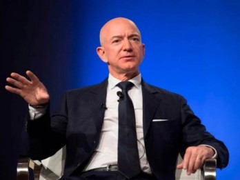 Pasar Saham Berguncang, Kekayaan Jeff Bezos Terperosok Hingga Rp129 Triliun