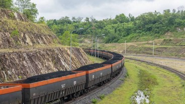 Borong Lokomotif dan Gerbong Datar, KAI Terbitkan Surat Utang Rp1 Triliun