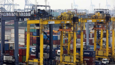 Manufaktur Jeblok, Menkeu Diminta Transparan Soal Isi 26.415 Kontainer Impor