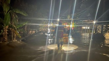 PLN Tanggap Amankan Pasokan Listrik Akibat Banjir di Kabupaten Sidrap