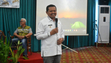 Pilbup Sumedang: Elektabilitas Dony Ahmad Munir Hampir Sulit Disalip Calon Lain