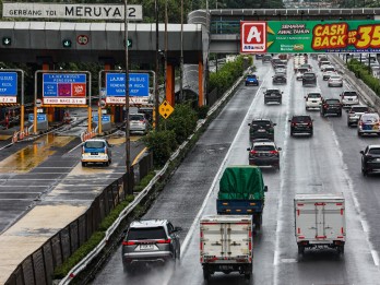 Pintu Masuk Contraflow Tol Tangerang arah Jakarta Dipindah Sampai Tomang