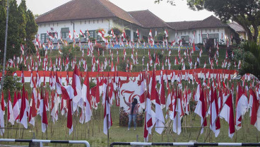 Pemasangan 10.001 Merah Putih di Museum Perundingan Linggarjati