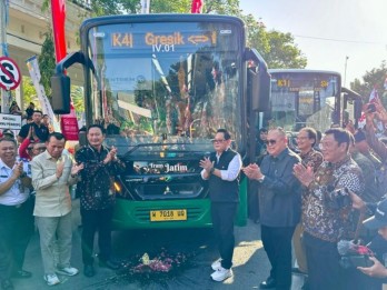 Bus Trans Jatim Rute Bunder Gresik ke Paciran Lamongan Beroperasi