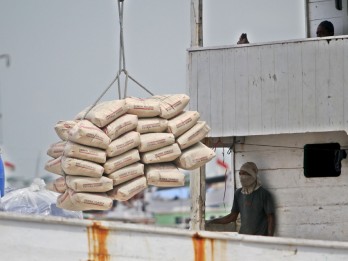 Jejak Semen Cibinong (SMCB) Menandai 47 Tahun Pasar Modal Indonesia