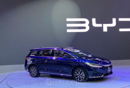 Test Drive BYD M6: Kuat Libas Tanjakan Meski Angkut 7 Penumpang