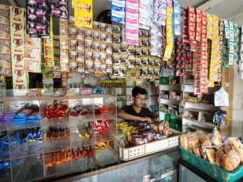 Kemenkop UKM Bahas Keluhan UMKM soal Larangan Jual Rokok Eceran