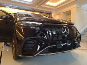 Mercedes-Benz Kirim 16 Unit Mobil Listrik ke IKN untuk HUT ke-79 RI