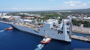 Kapal Amerika Serikat MV Cape Hudson Sandar di Banyuwangi