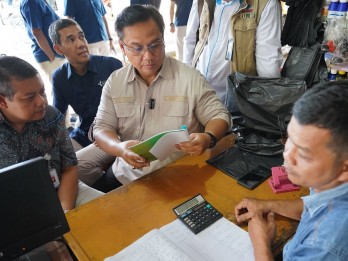 Ombudsman Minta Layanan Distribusi Pupuk Bersubsidi di Sumbar Diperbaiki