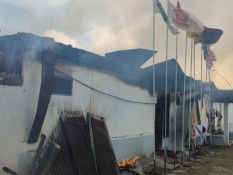 Kantor KPU Papua Pegunungan Dibakar Massa