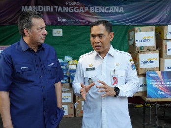 Sigap! Bank Mandiri Berikan Bantuan untuk Korban Kebakaran di Manggarai