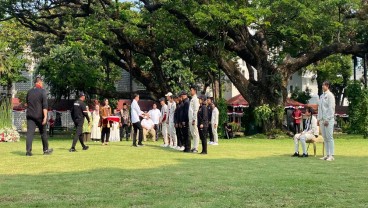 Jokowi Serahkan Bonus ke Atlet Peraih Medali di Olimpiade Paris 2024