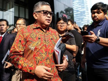 Sekjen PDIP Hasto Kristiyanto Penuhi Panggilan KPK Hari Ini (15/8)