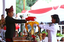 Paskibraka Dipaksa Lepas Jilbab, Jokowi Ingatkan Hal Ini ke BPIP