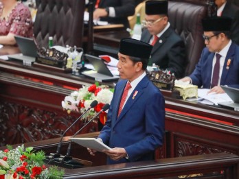 Pakaian Adat Jadi Dresscode Peserta Nota Keuangan 2025