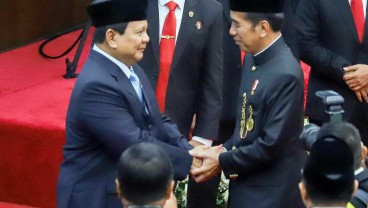 Jokowi Targetkan Pertumbuhan Ekonomi 2025 untuk Prabowo-Gibran 5,2%