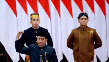 Jokowi Pasang Target Ekonomi Prabowo 5,2%, Simak Asumsi Makro 2025