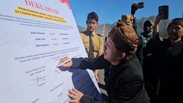 Spot Wisata di Bromo Kembali Pakai Nama Lokal, Bukit Teletubies jadi Lembah Watangan