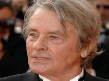 Aktor Lawas asal Prancis Alain Delon Meninggal Dunia di Usia 88 Tahun