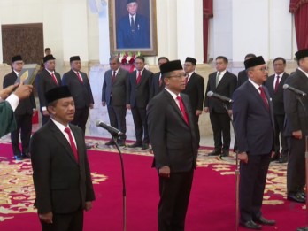 Daftar Lengkap Menteri dan Wakil Menteri yang Direshuffle Jokowi