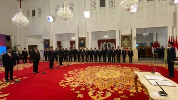 Sarat Politis, Reshuffle Kabinet Jokowi Bisa Berdampak Buruk untuk Kepastian Usaha