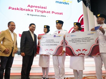 Menyala, Bank Mandiri Apresiasi Paskibraka Tingkat Pusat