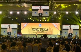 Jokowi Pakai Baju Kuning di Munas Golkar, Tanda Sudah Log In?