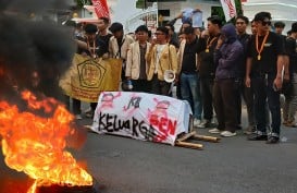 Gelombang Protes Putusan MK Terjadi di Kota Cirebon