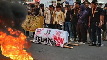 Gelombang Protes Putusan MK Terjadi di Kota Cirebon