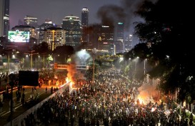 Adian Vs Polisi Soal Kabar Banyak Pendemo Ditahan Polda Metro Jaya