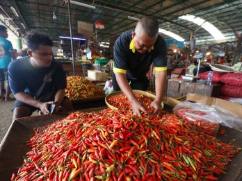 Harga Pangan Hari Ini 23 Agustus: Cabai dan Bawang Melonjak