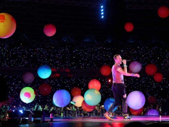 Coldplay Rilis Single Anyar 'We Pray' Gandeng Musisi Dunia, Ada Penyanyi Keturunan Palestina